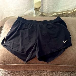 Nike aero swift shorts